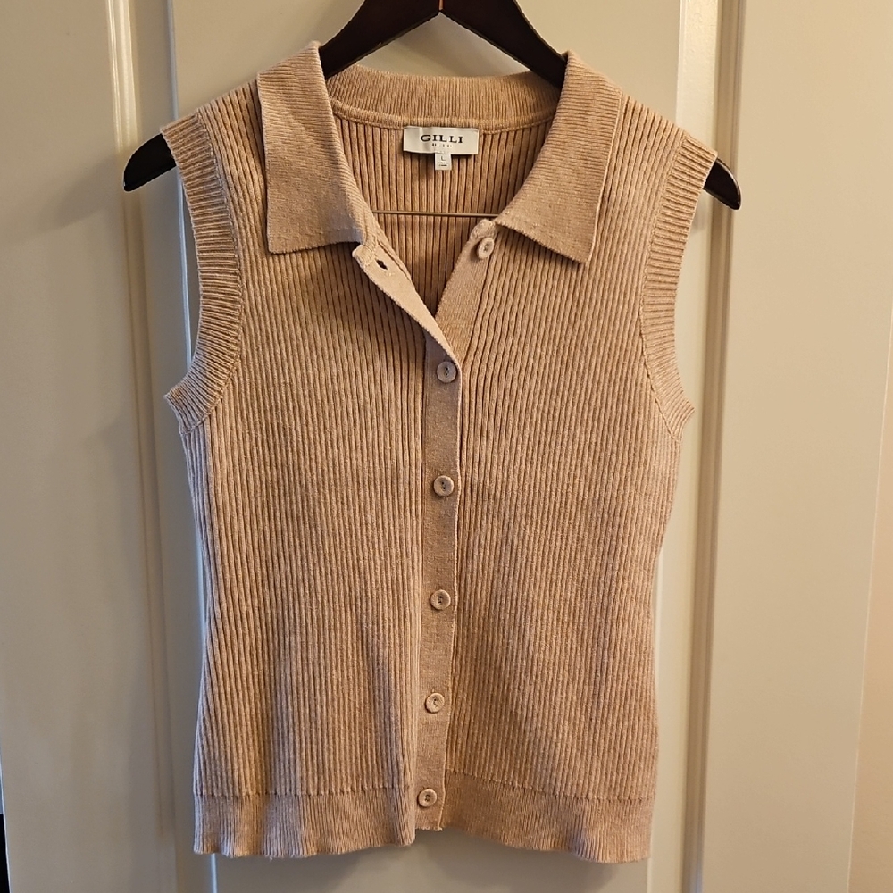 NWOT Gilli Tan Ribbed Button-Down Sweater Vest, L | Academia, Preppy, Knit Vest - Picture 2 of 9